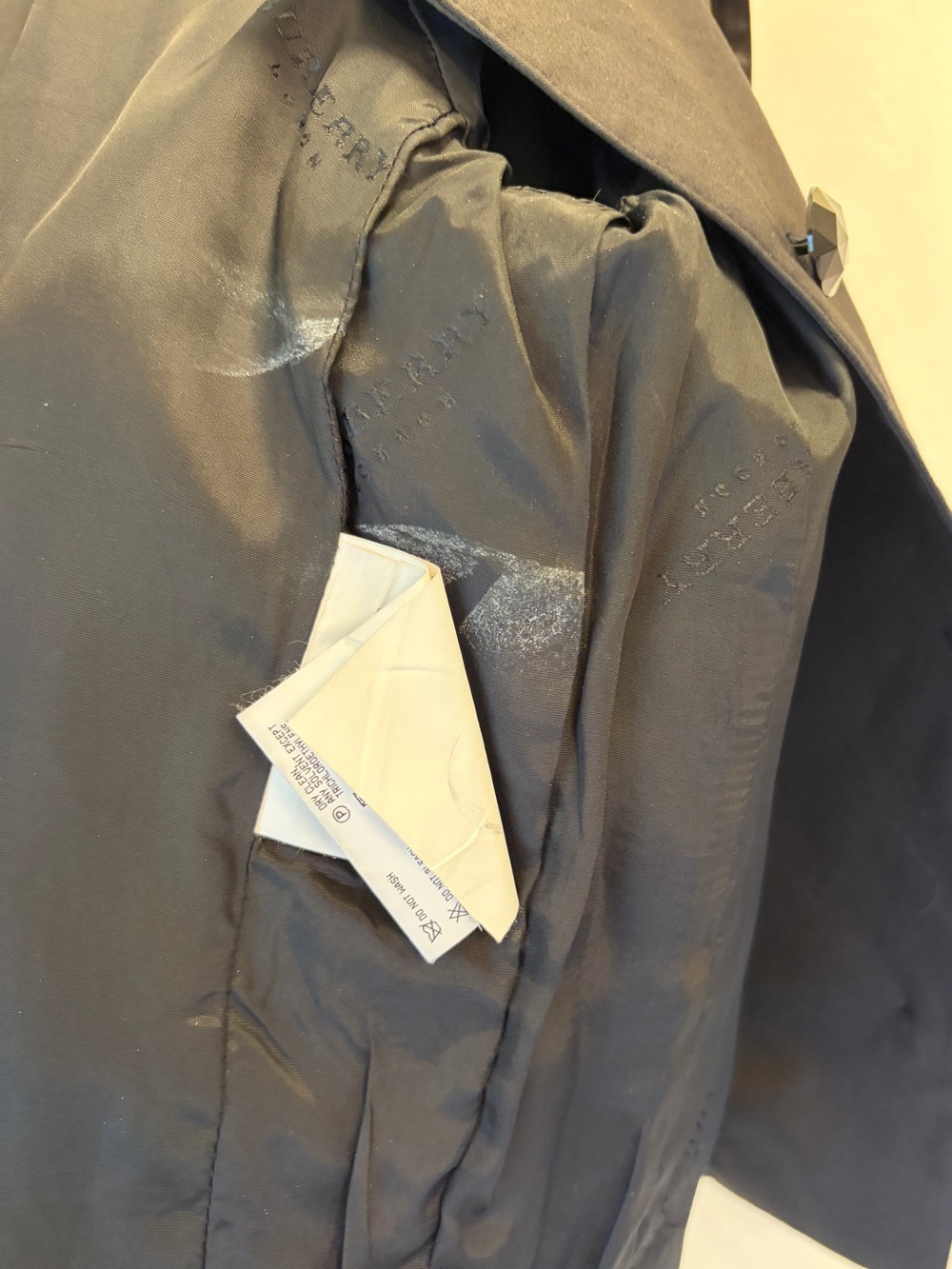 Burberry London Black Sleek Cropped Jacket | Sz S (4/6) - Picture 6 of 14